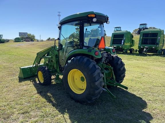 Image of John Deere 4052R equipment image 4