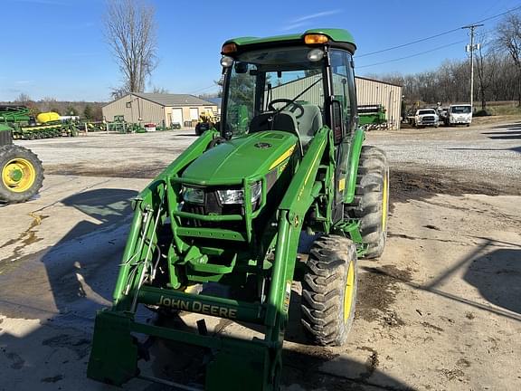 Image of John Deere 4052R equipment image 1