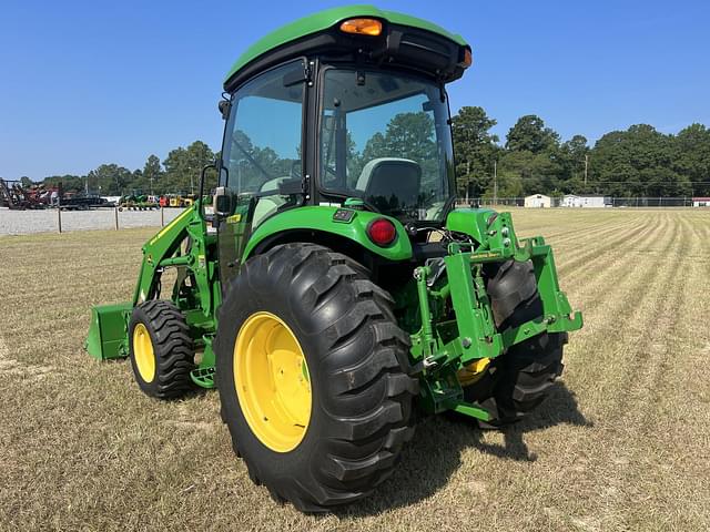 Image of John Deere 4052R equipment image 2