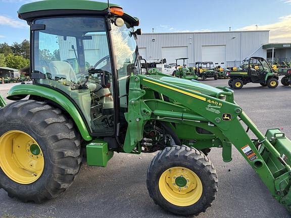 Image of John Deere 4052R Primary image