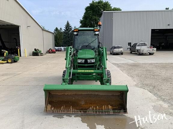 Image of John Deere 4052R equipment image 4