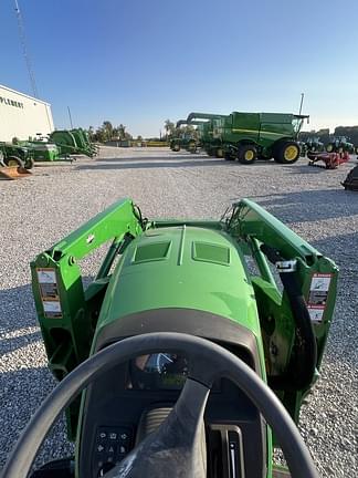 Image of John Deere 4052R equipment image 4