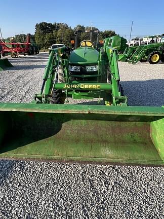 Image of John Deere 4052R equipment image 2