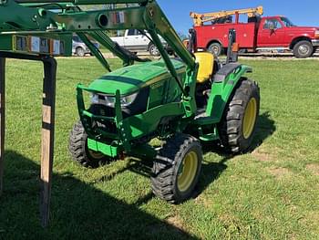 2018 John Deere 4066M Equipment Image0