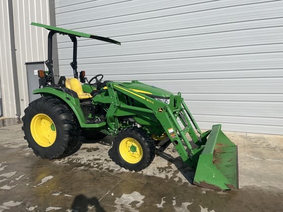 Image of John Deere 4066M equipment image 4