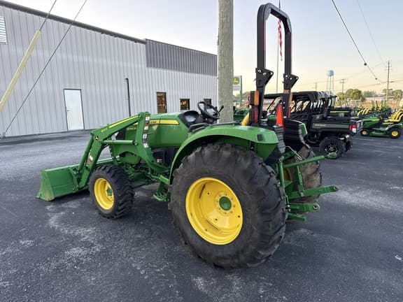 Image of John Deere 4066M equipment image 1