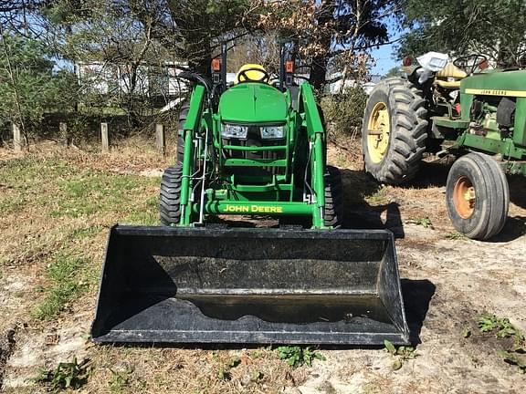 Image of John Deere 4066M equipment image 4