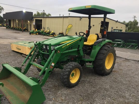 Main image John Deere 4066M