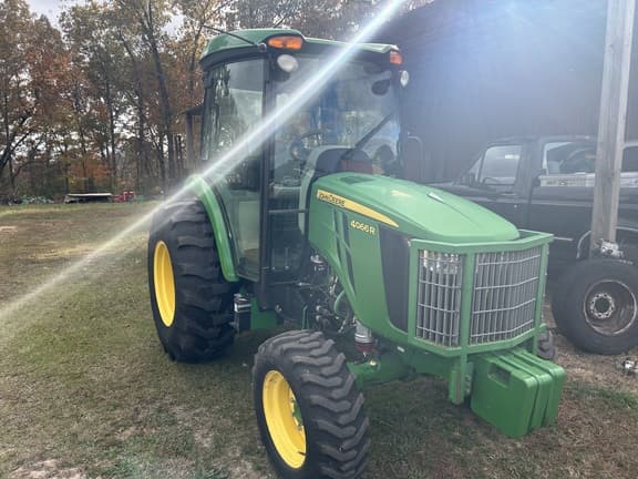 Image of John Deere 4066R equipment image 1