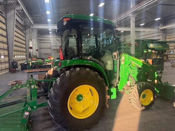 Image of John Deere 4066R equipment image 2
