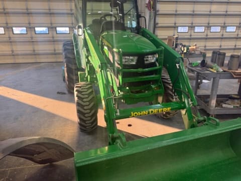 2018 John Deere 4066R Equipment Image0