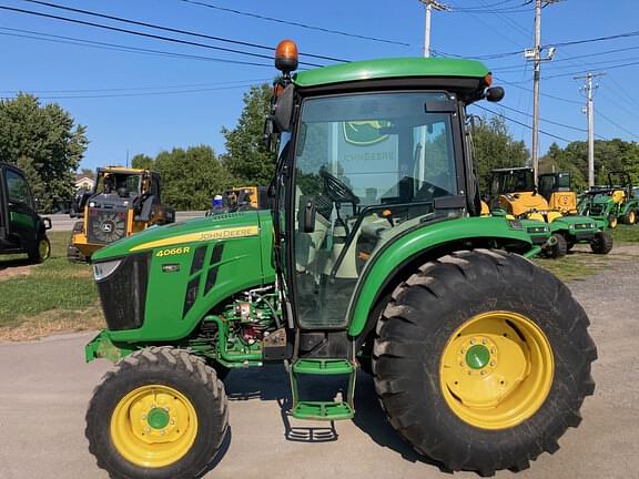 Image of John Deere 4066R equipment image 1