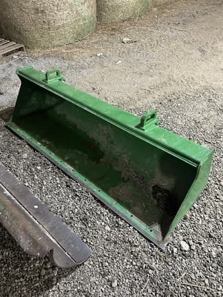 Image of John Deere 4066R equipment image 3