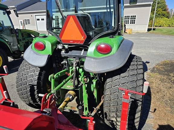 Image of John Deere 4066R equipment image 3