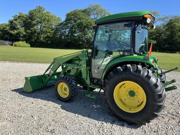 Image of John Deere 4066R equipment image 1