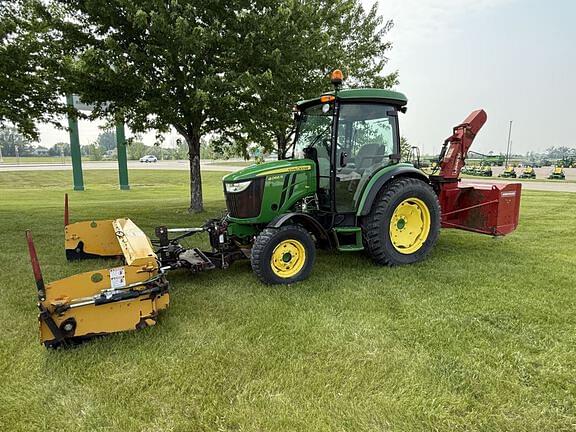 Image of John Deere 4066R equipment image 2