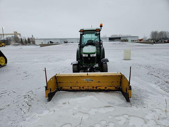 Image of John Deere 4066R equipment image 4