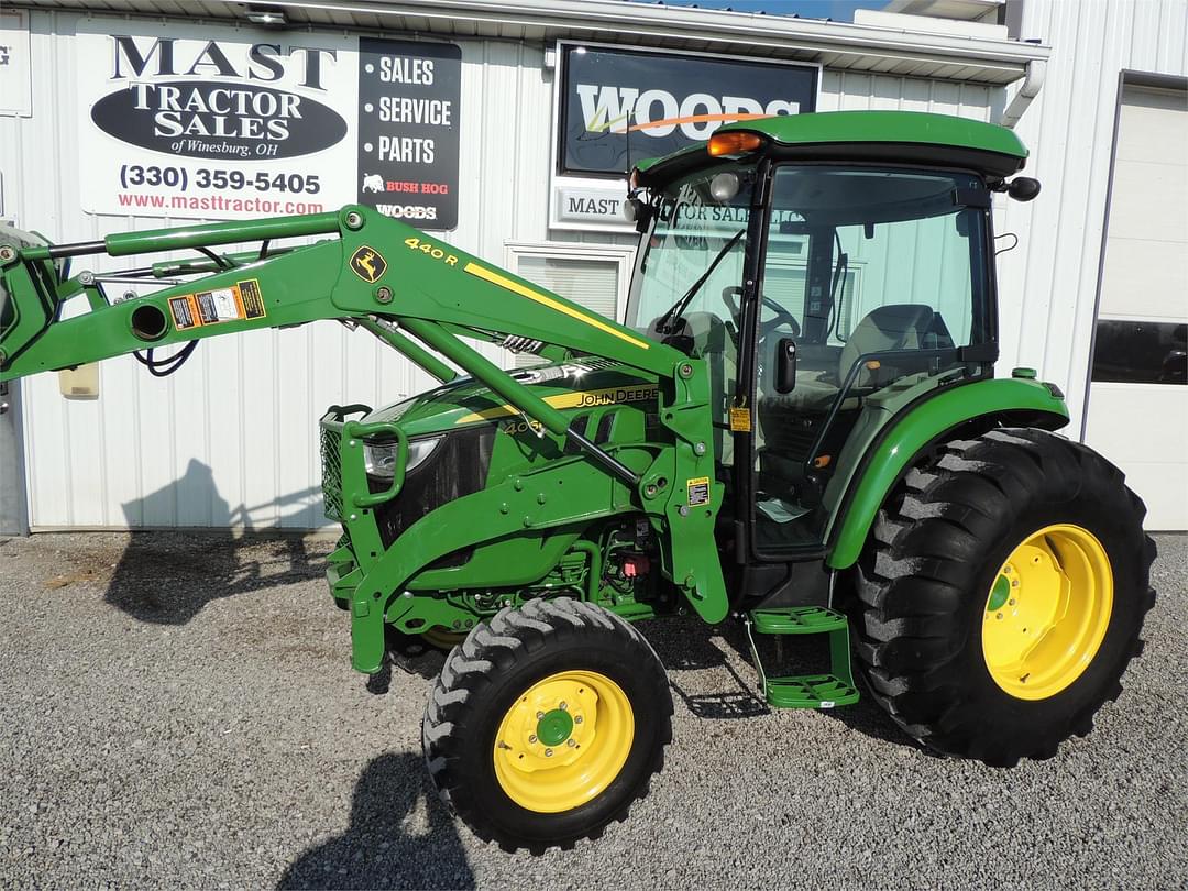 Image of John Deere 4066R Primary image