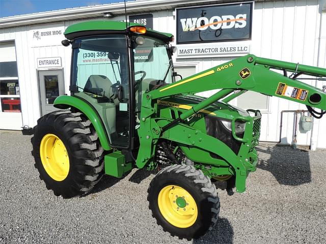 Image of John Deere 4066R equipment image 3