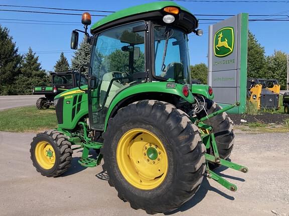 Image of John Deere 4066R equipment image 2