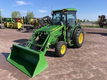 Main image John Deere 4066R