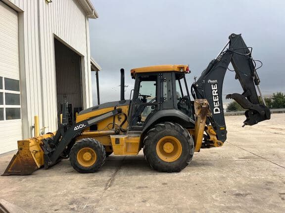 Image of John Deere 410L equipment image 1