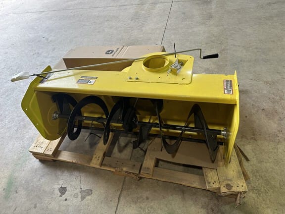 Main image John Deere 44" Snowblower