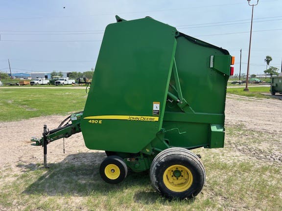 2018 John Deere 450E Equipment Image0