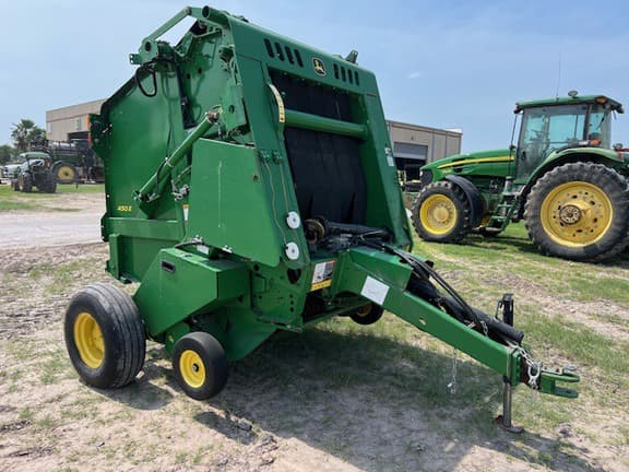 Image of John Deere 450E equipment image 3