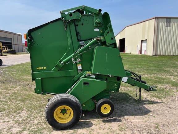 Image of John Deere 450E equipment image 4
