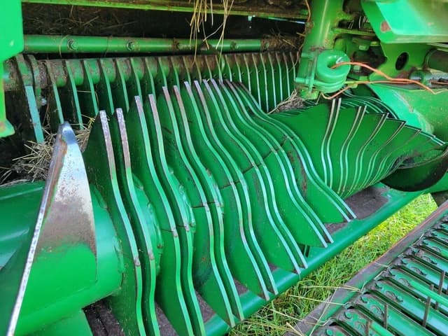 Image of John Deere 450M equipment image 4