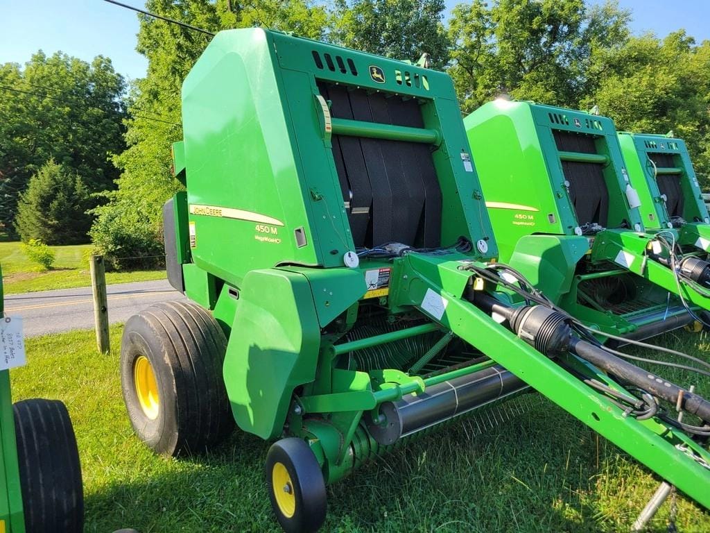 2018 John Deere 450M Equipment Image0