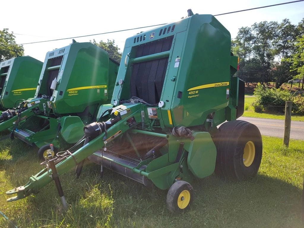 2018 John Deere 450M Equipment Image0