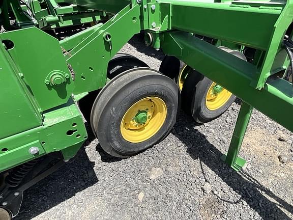 Image of John Deere 455 equipment image 4