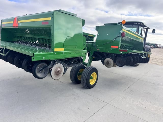 Image of John Deere 455 equipment image 2