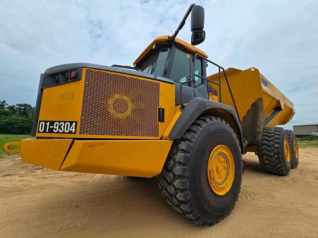 Image of John Deere 460E equipment image 1