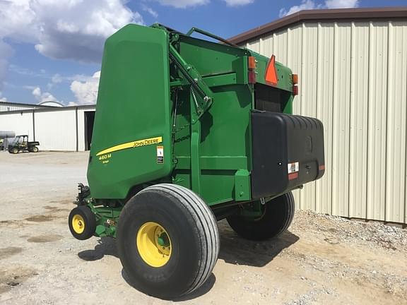 Image of John Deere 460M Silage equipment image 1