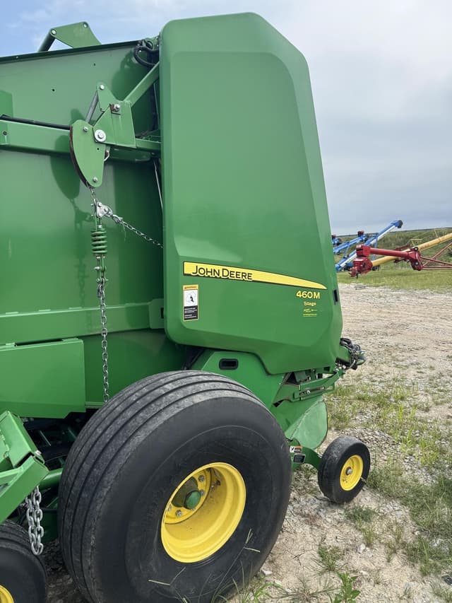 Image of John Deere 460M Silage equipment image 1