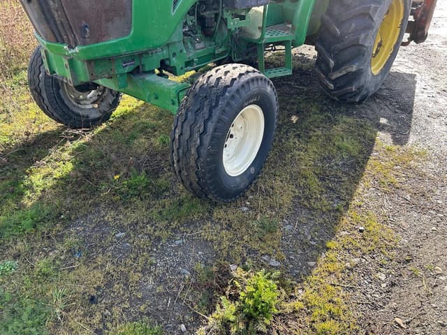 Image of John Deere 5045E equipment image 2