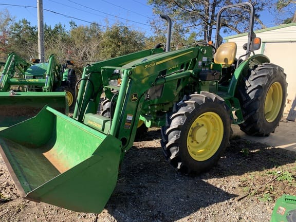2018 John Deere 5045E Equipment Image0
