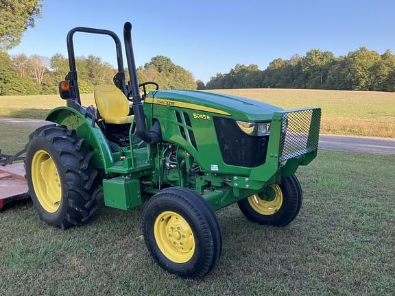 Image of John Deere 5045E Primary image