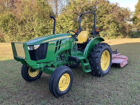 Image of John Deere 5045E equipment image 1