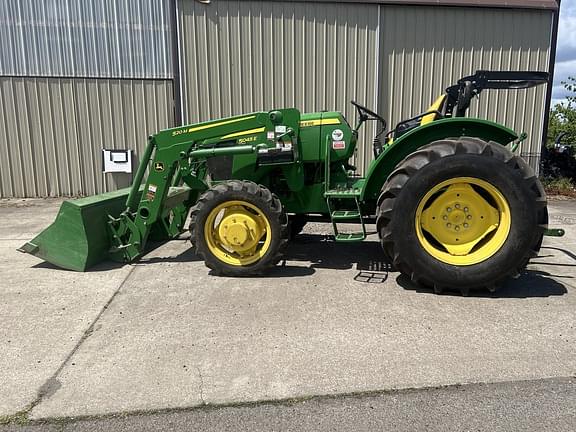 Image of John Deere 5045E Primary image