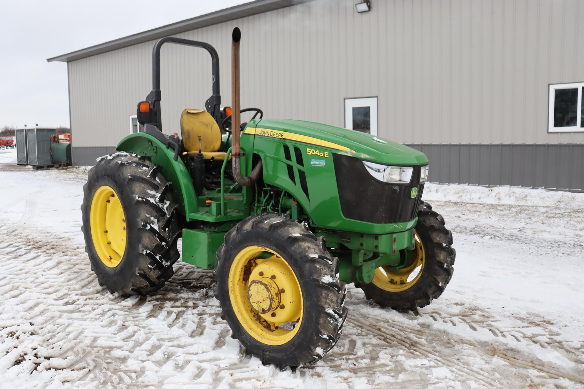 2018 John Deere 5045E Equipment Image0