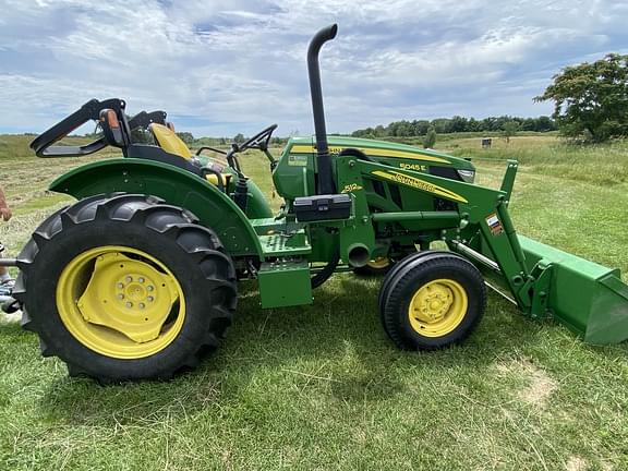 Image of John Deere 5045E Primary image