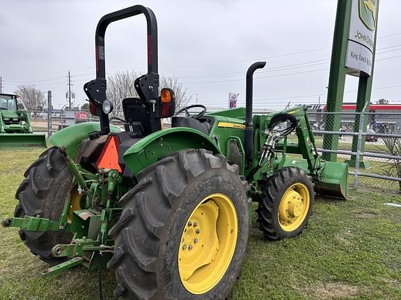 Image of John Deere 5055E equipment image 2