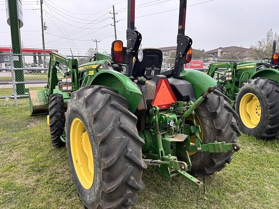 Image of John Deere 5055E equipment image 3