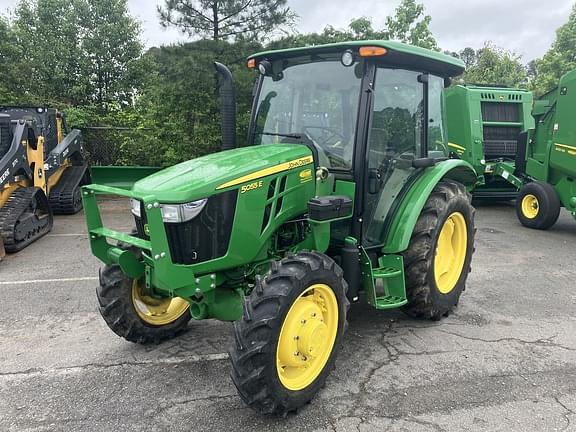 Image of John Deere 5055E equipment image 1