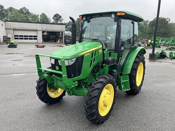 Image of John Deere 5055E equipment image 3