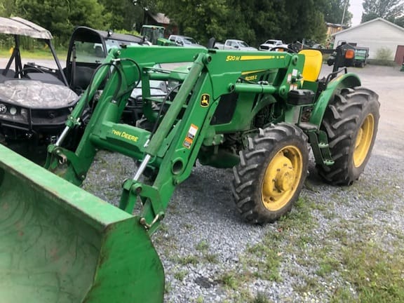 2018 John Deere 5055E Equipment Image0